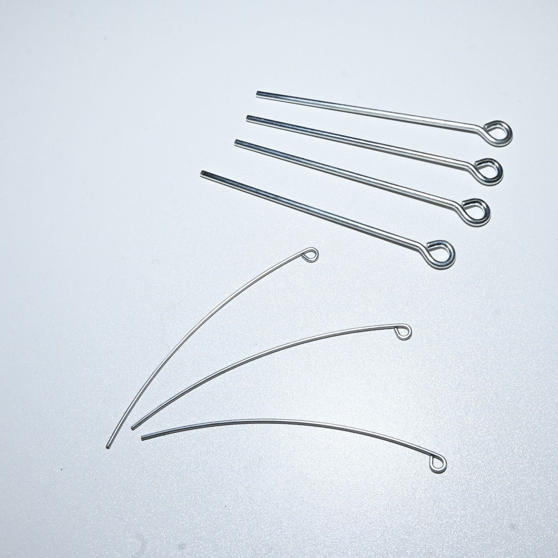 Production and processing of stainless steel handle pull rings, iron wire bending, special-shaped spring hook brackets, wire racks, and hooks Application Scenario