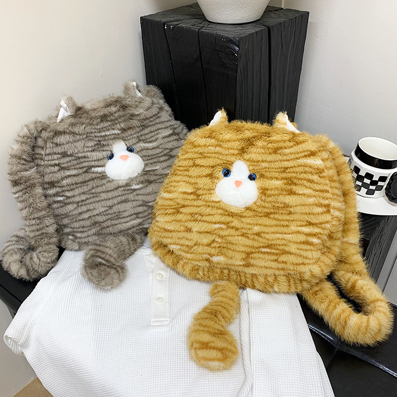 Cute cat plush crossbody bag for women, new ins soft and fluffy large-capacity high-end commuter tote bag details Picture