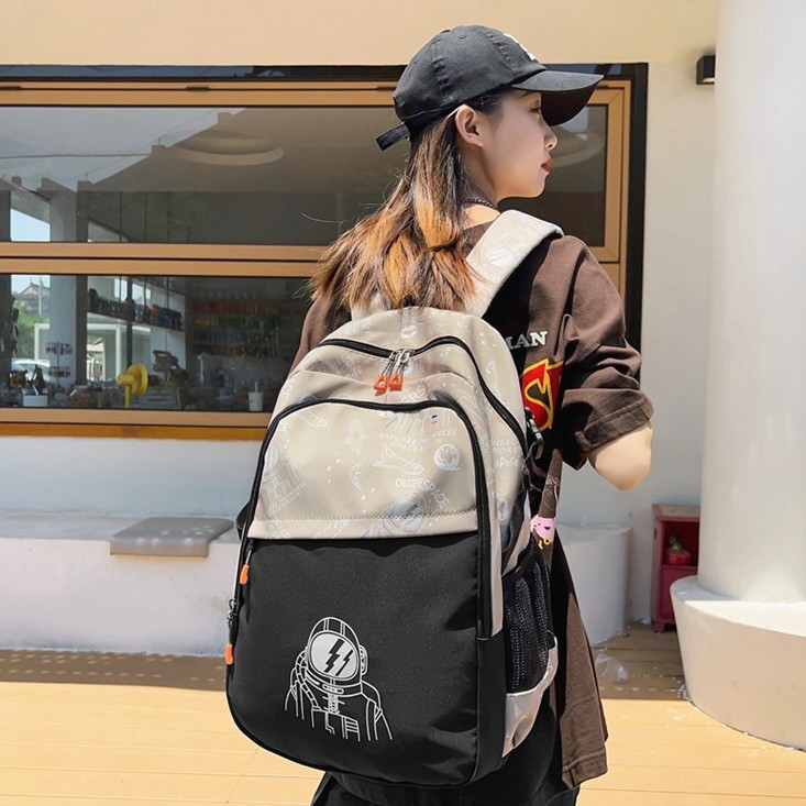 New men's Instagram cool high school backpack, an export-oriented personalized graffiti backpack for primary and secondary school students details Picture