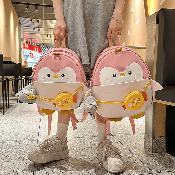 Summer new soft and cute children's cartoon penguin backpack, high appearance level, girlish travel mini backpack details Picture