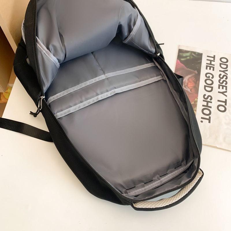 Spring new simple and large-capacity couple casual backpack, high appearance level Korean-style trendy backpack for junior and senior high school students Application Scenario