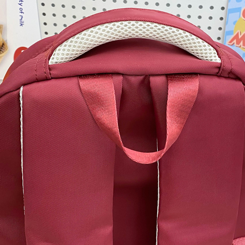 Korean-style ins backpacks for junior high school students with high appearance standards, 4-6 grade backpacks. Japanese-style ins large-capacity backpacks for primary school students Application Scenario
