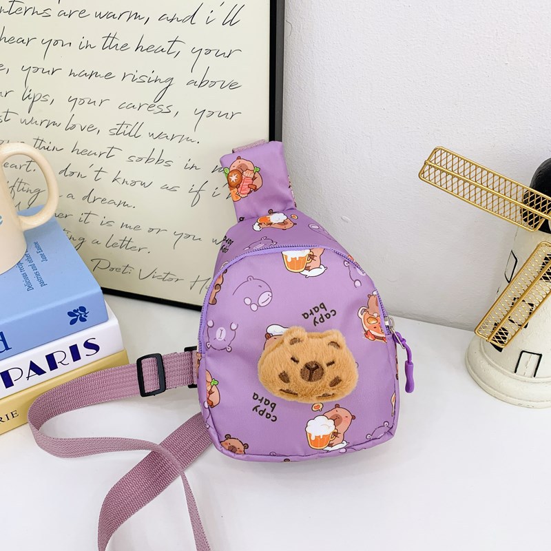 Cute Capibara plush toy baby crossbody bag for boys and girls in Japanese style, 2025 new children's small bag details Picture