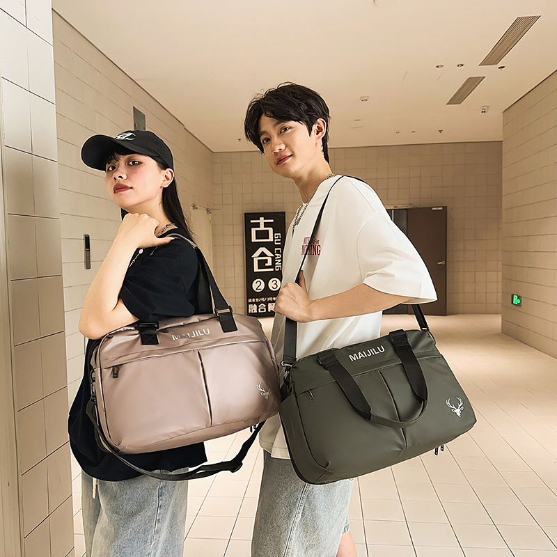 The new travel bag, independent shoe compartment luggage bag, high-end sports and fitness bag, versatile and casual large-capacity storage bag details Picture