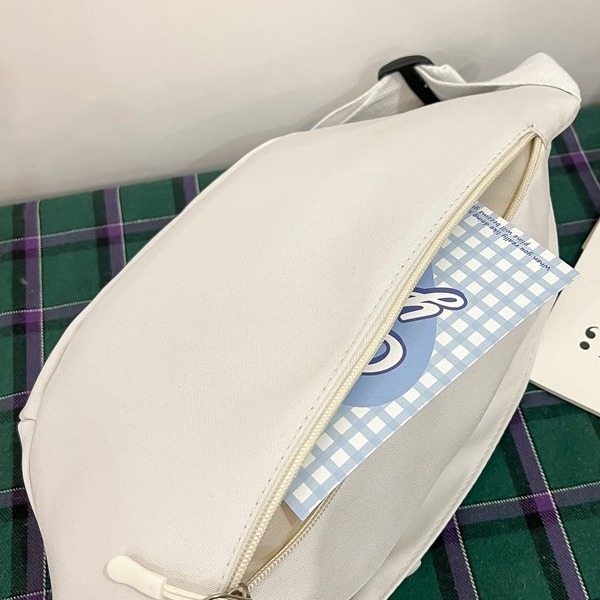 Cute and lightweight crossbody bag, versatile for daily use, trendy transparent single-shoulder bag, Japanese-style ins furry hanging shoulder bag Specification drawing