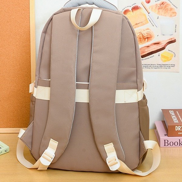 The new forest-themed ins high-appearance-level fresh and sweet backpack is a lightweight, multi-compartment, and large-capacity backpack for junior and senior high school students Specification drawing