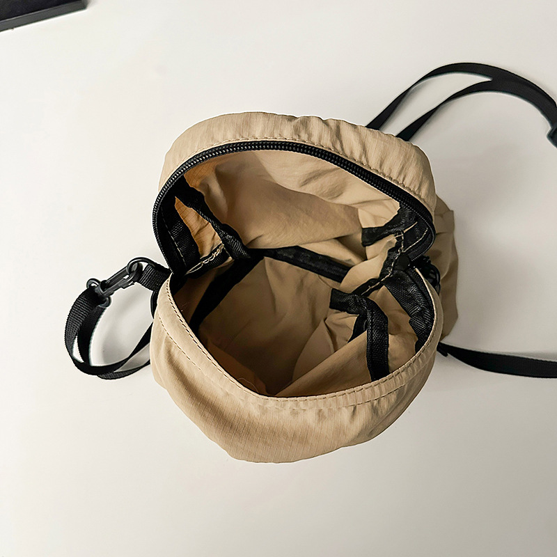 Summer lightweight small shoulder bag, mobile phone bag, new foreign trade lightweight outdoor camping single-shoulder bag, casual travel shoulder bag Specification drawing