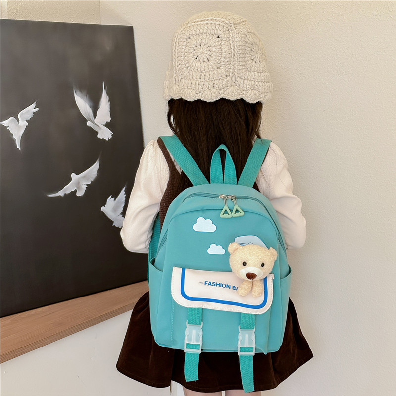 Kindergarten baby bag, super lightweight schoolbag, suitable for both boys and girls, cute cartoon bear children's backpack on both shoulders details Picture