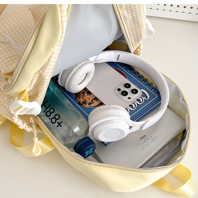 Forest-themed cute girl candy-colored backpack with high appearance level, InS-style cute backpack for primary and secondary school students' commuting Application Scenario