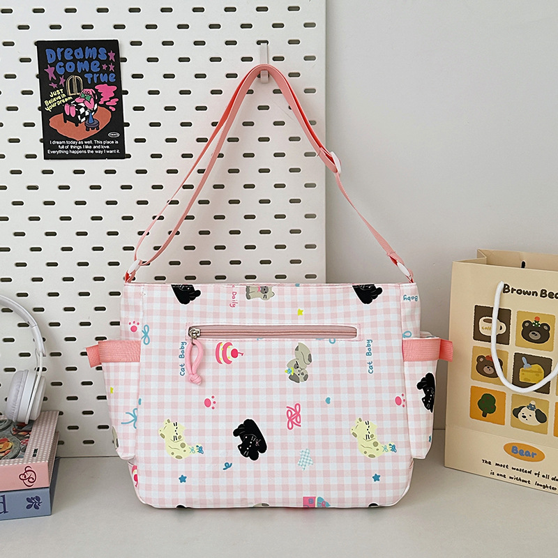 A new Japanese-style InS-style, fresh and sweet, transparent, and casual, lightweight crossbody bag for middle school students Specification drawing