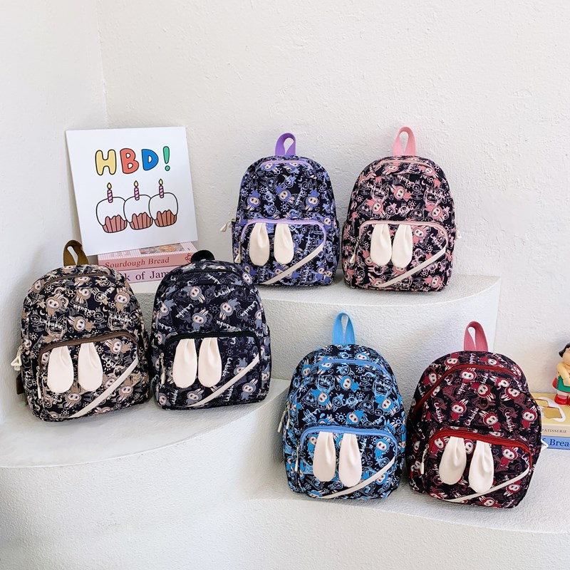 2025 New cute cartoon backpack for boys and girls in kindergartens, cute and stylish small schoolbags, casual and trendy small bags full figure