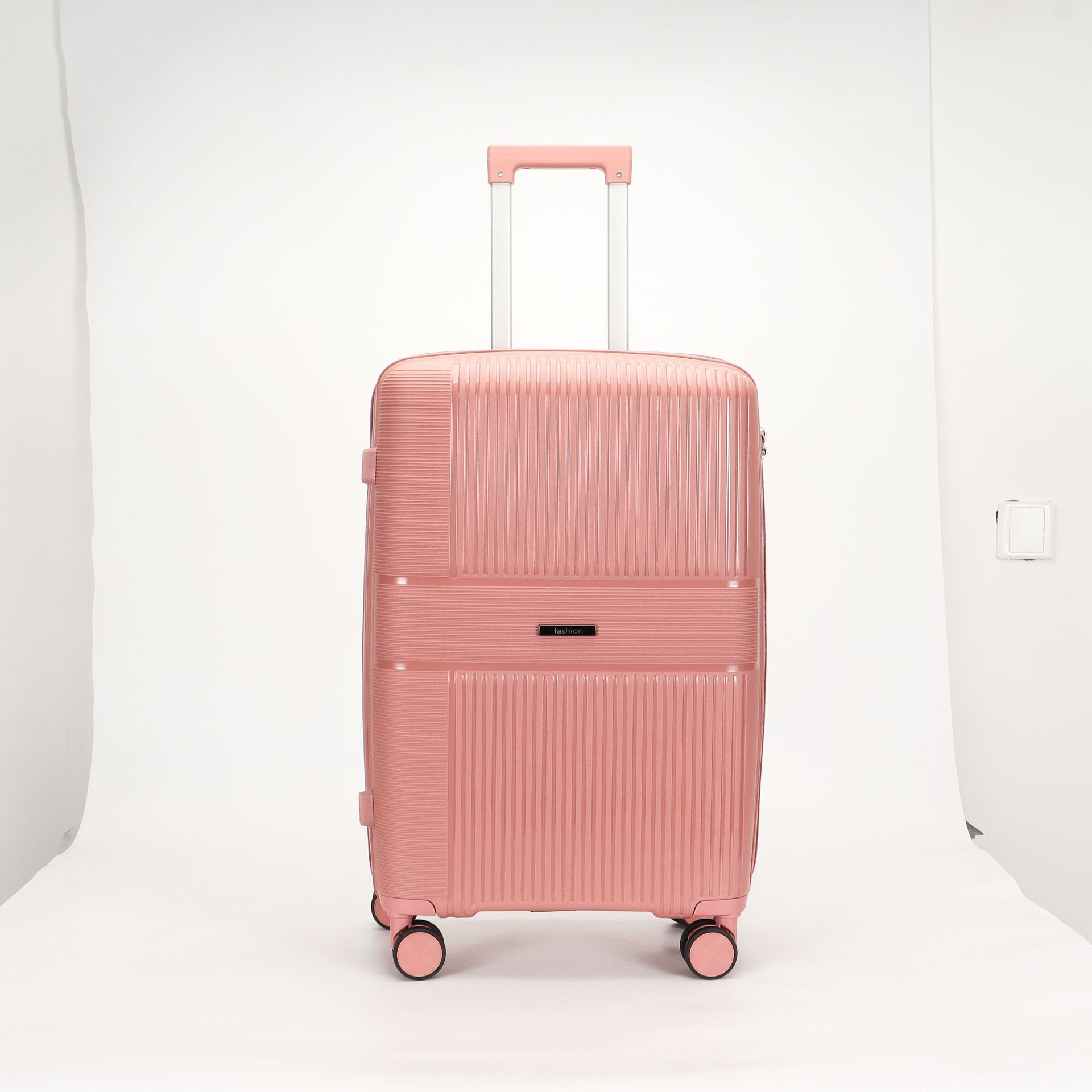 PP suitcase handle case, 20, 24, 28 inch three-piece set, large capacity combination case, swivel wheel durable carry-on suitcase Item Picture