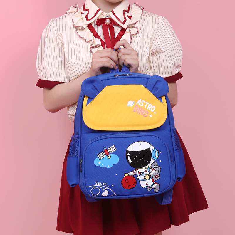Kindergarten schoolbag for girls, cute cartoon Kulomi, large, medium and small classes, boys, 3-6 years old, 4 children's backpack details Picture
