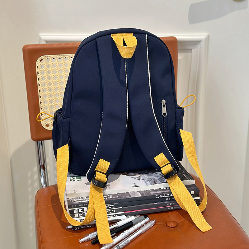 2025 New Japanese Instagram-style mini niche retro backpack, simple, casual and versatile backpack for spring outings Specification drawing