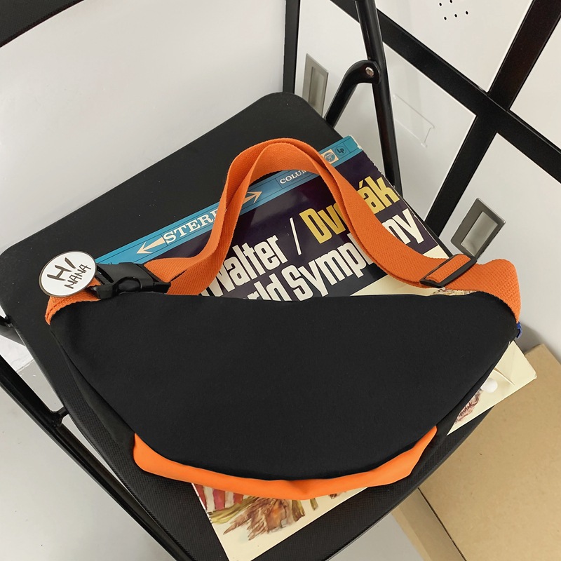 Simple and sporty trendy brand chest bag, couple's versatile small crossbody bag, student waist bag, large-capacity niche single-shoulder crossbody bag Specification drawing