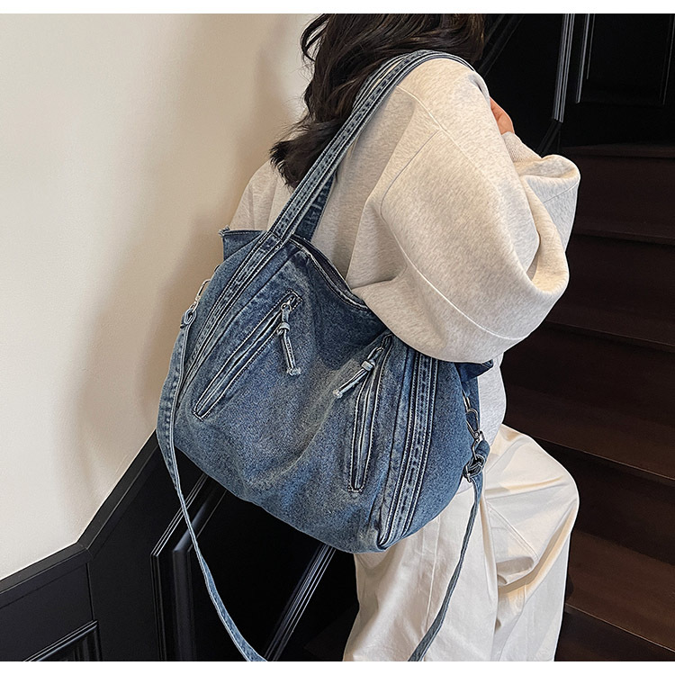 Korean large-capacity, high-end, laid-back style denim tote bag for women 2025 new retro commuter single-shoulder bag full figure