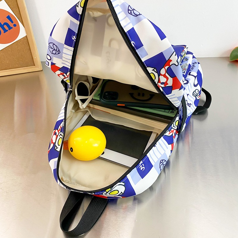 2024 New Cute Ultraman Backpack for kindergarten students and children, little boy backpack Application Scenario