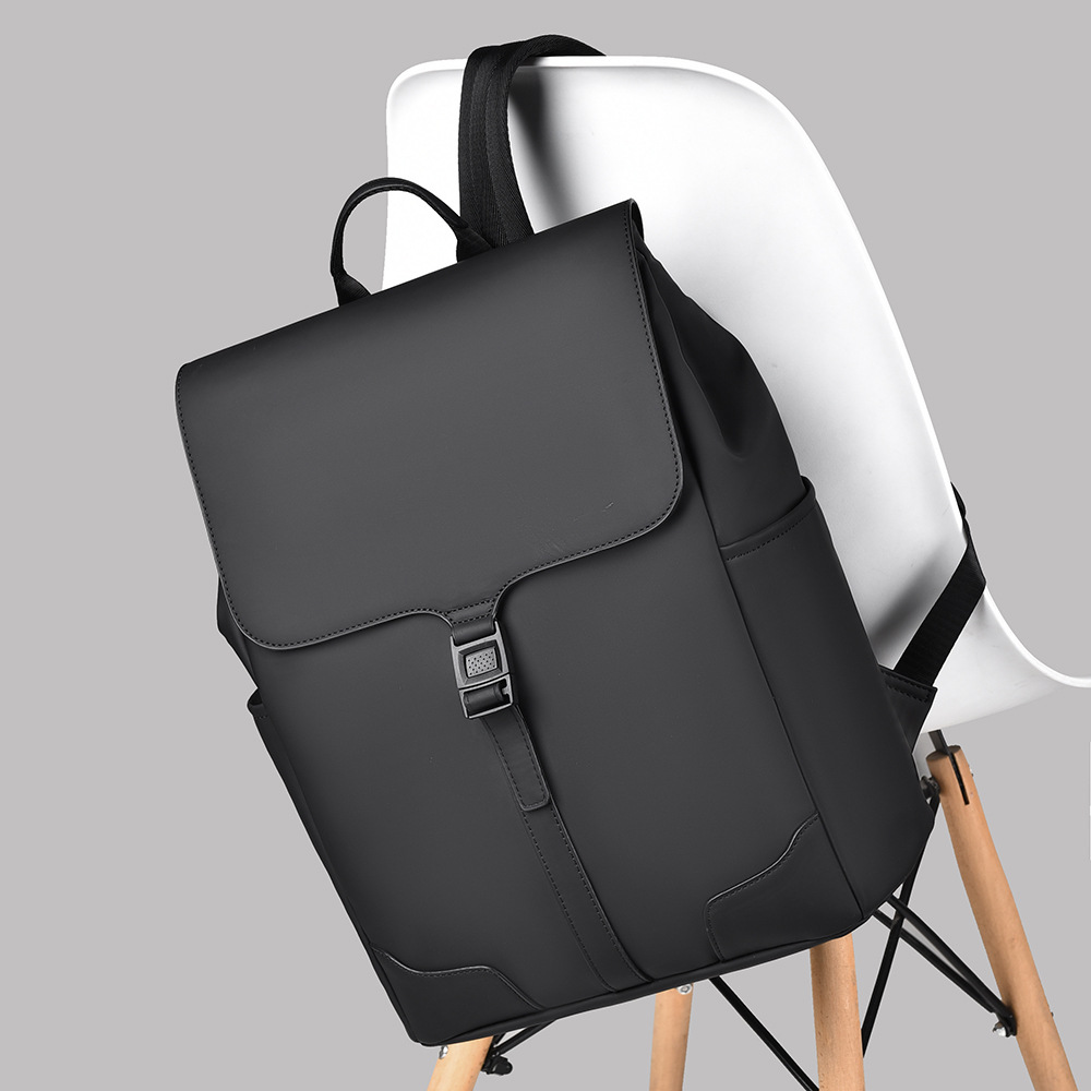 New men's casual backpack, large-capacity business commuting backpack, multi-functional computer backpack for men full figure