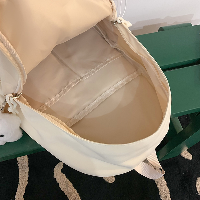 Korean-style Instagram minimalist campus girl schoolbag, Japanese-style Harajuku style vintage solid-color middle school student backpack Application Scenario