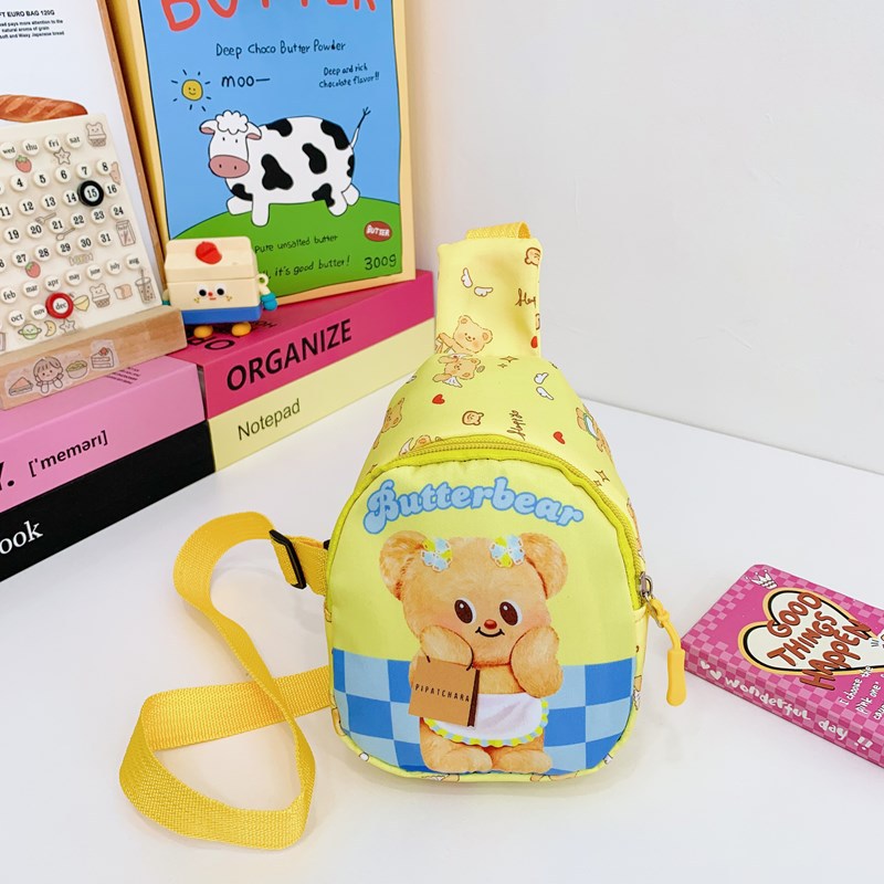 A trendy children's bag, a new spring 2025 Korean-style sweet girl's coin purse, a single-shoulder boy's crossbody bag details Picture