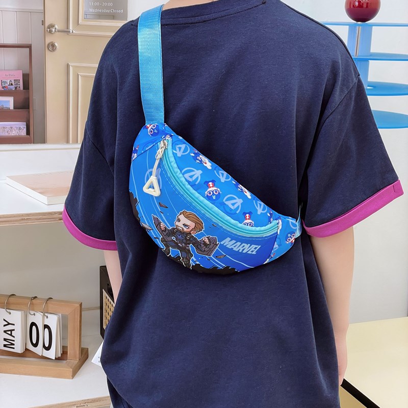 Children's chest bags, cartoon-printed single-shoulder bags, fashionable accessories, waist bags, snacks for boys and girls traveling, crossbody small backpacks Application Scenario