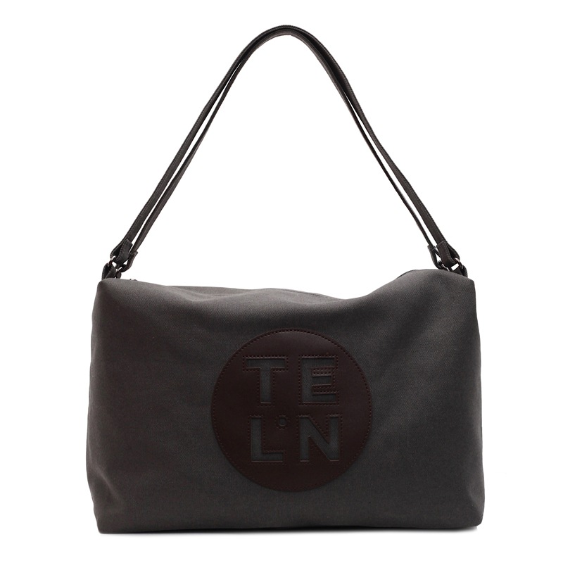 The 2025 new stylish, large-capacity, niche single-shoulder bag is a versatile, lightweight tote bag for casual and simple use Item Picture