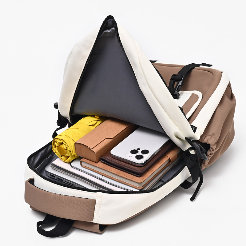 A new Korean-style ins high-appeartion-level workwear backpack with a school style and color-blocking splicing, and a large-capacity backpack for junior and senior high school students Application Scenario
