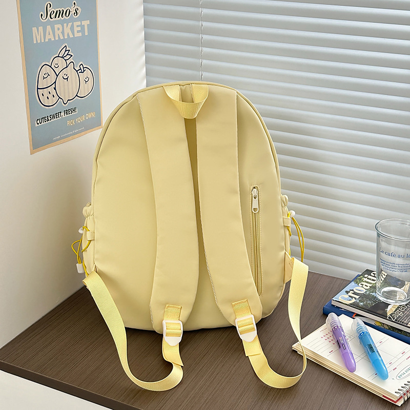 A cute and lightweight backpack for girls, a new travel backpack, a large-capacity, niche design student schoolbag for junior and senior high school students Specification drawing