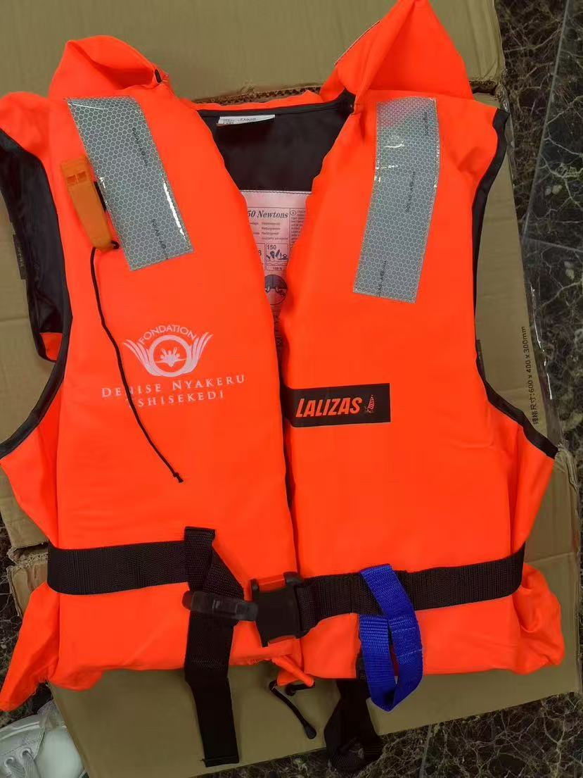 Wholesale life jackets for adults, professional with high buoyancy, light and portable for Marine use, fishing, and children's survival vests Specification image