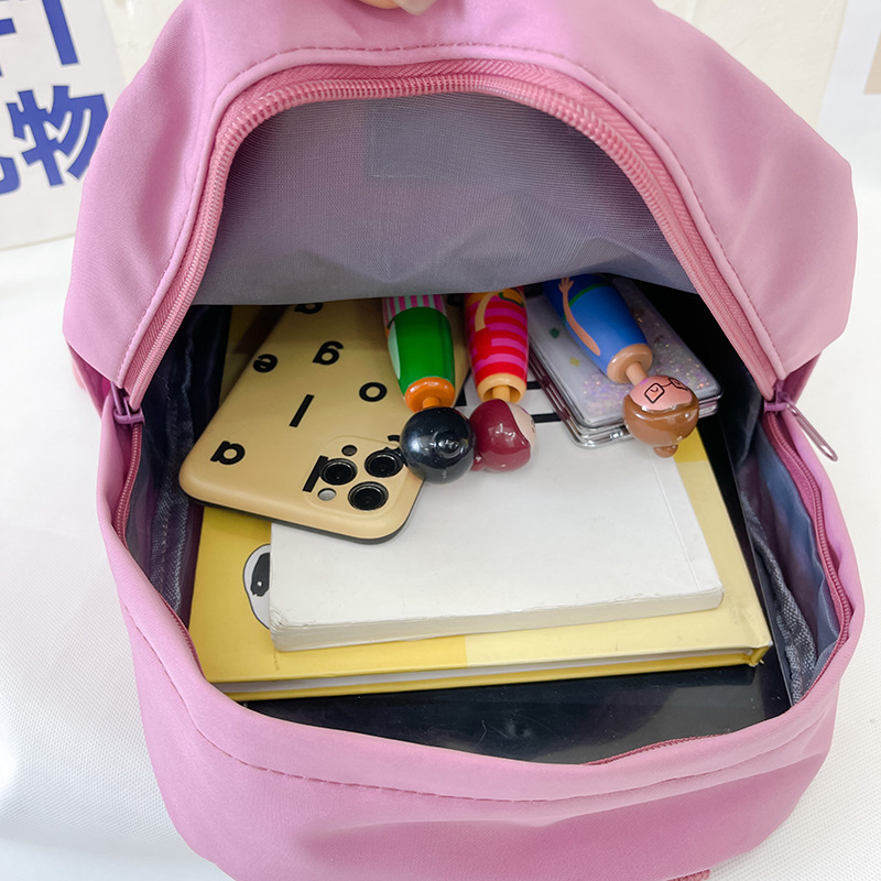 New cute cartoon student backpacks for autumn, boys' and girls' schoolbags with printed footballs and children's backpacks Application Scenario