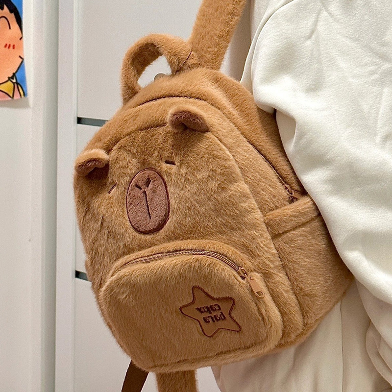 The best-selling plush capybara backpack is cartoonish and cute. The Maillard fur bag is a versatile and casual backpack for women Application Scenario