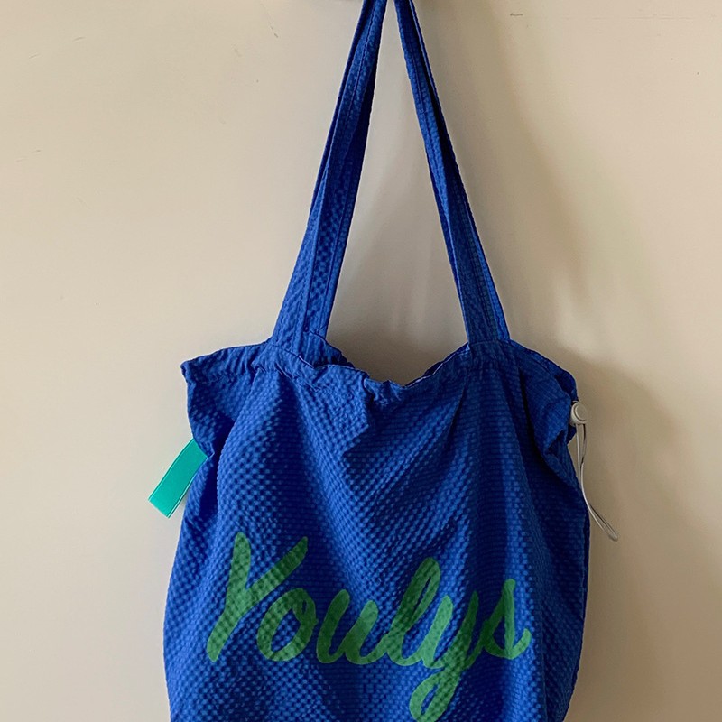 New lightweight Korean-style backpack with drawstring, high appearance level, ins Japanese tote commuter handbag, large capacity single-shoulder bag Application Scenario