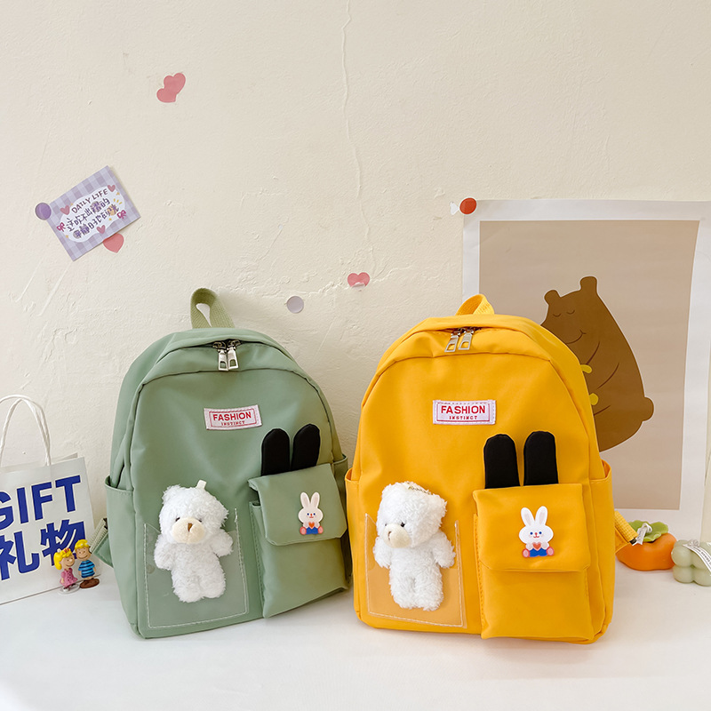 Children's backpack training institution: Cute schoolbags for primary school students, boys and girls. Children's backpacks for early childhood education can be printed with logos Specification drawing