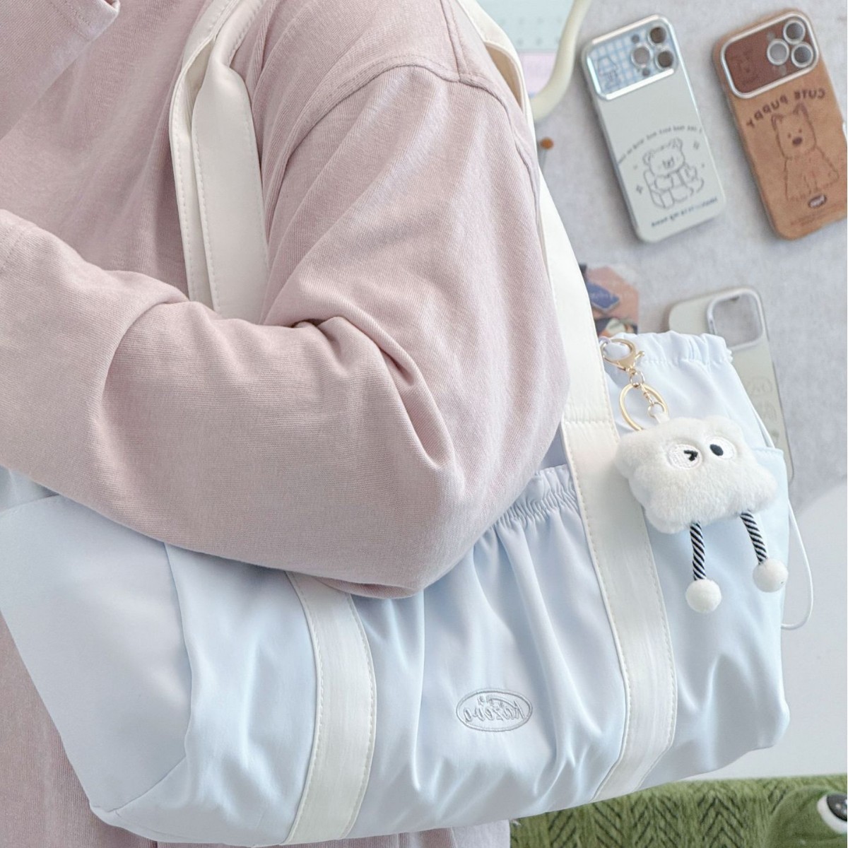 Korean casual niche pleated drawstring versatile hand-held square tote bag, single-shoulder crossbody underarm bag, travel bag details Picture