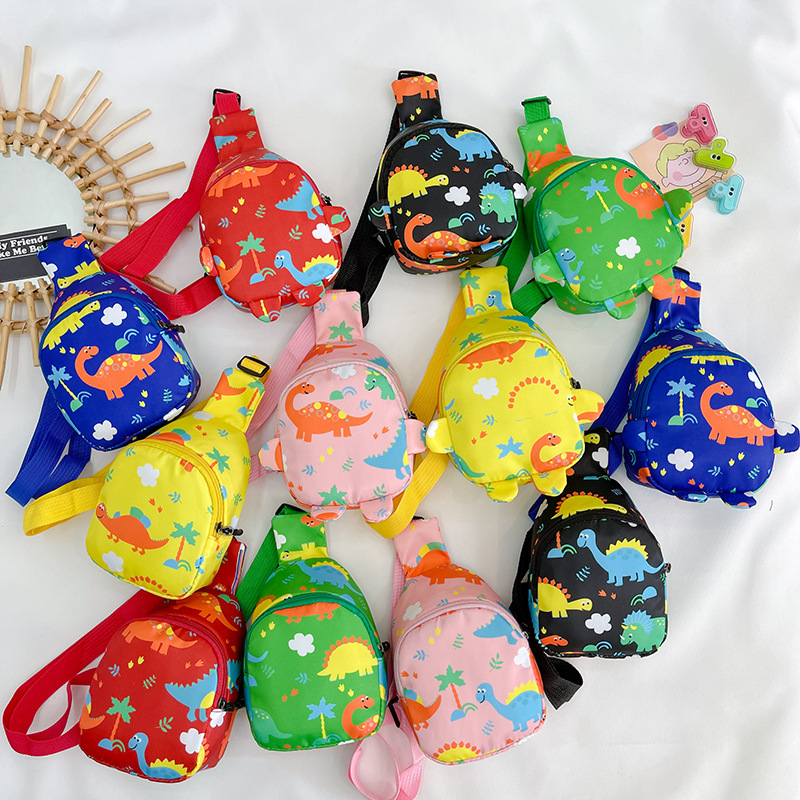 Boys and girls carry cool dinosaur chest bags, Korean-style small shoulder bags, cute baby waist bags, candy-colored backpacks and children's bags diagonally full figure