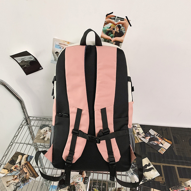 A new trendy travel, outdoor and mountaineering backpack for couples, a versatile schoolbag with large capacity, high appearance level and simple single-shoulder design Specification drawing