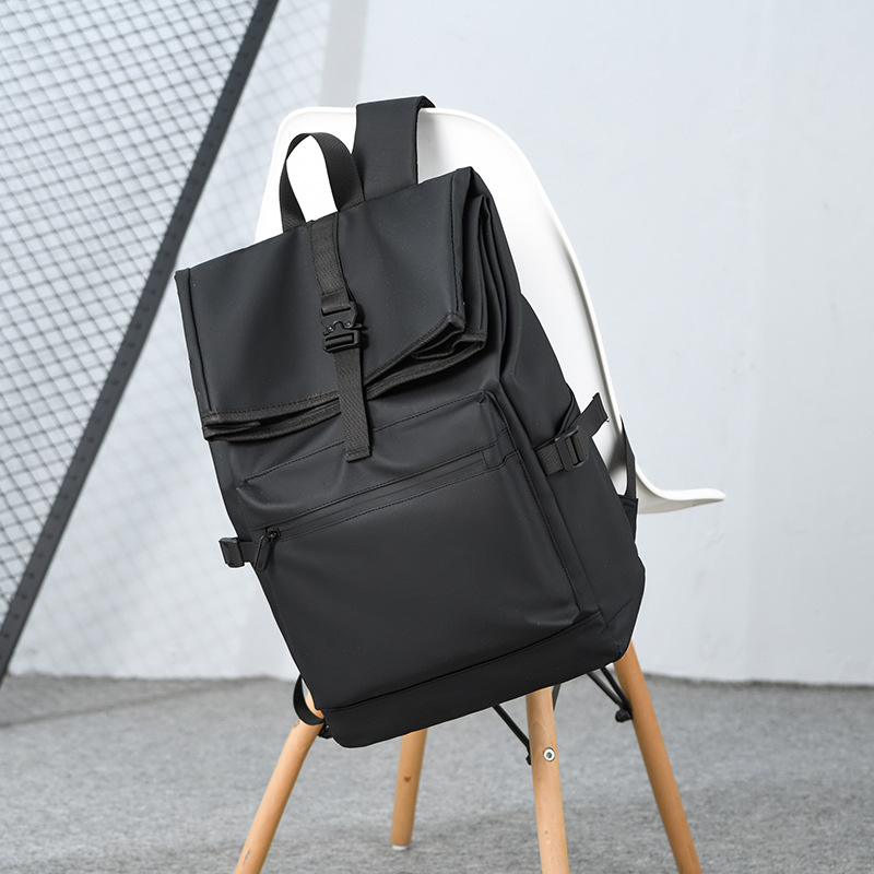 The new casual travel backpack features a cool and functional style, a folding and rolled-up bag, and a men's outdoor travel bag Application Scenario