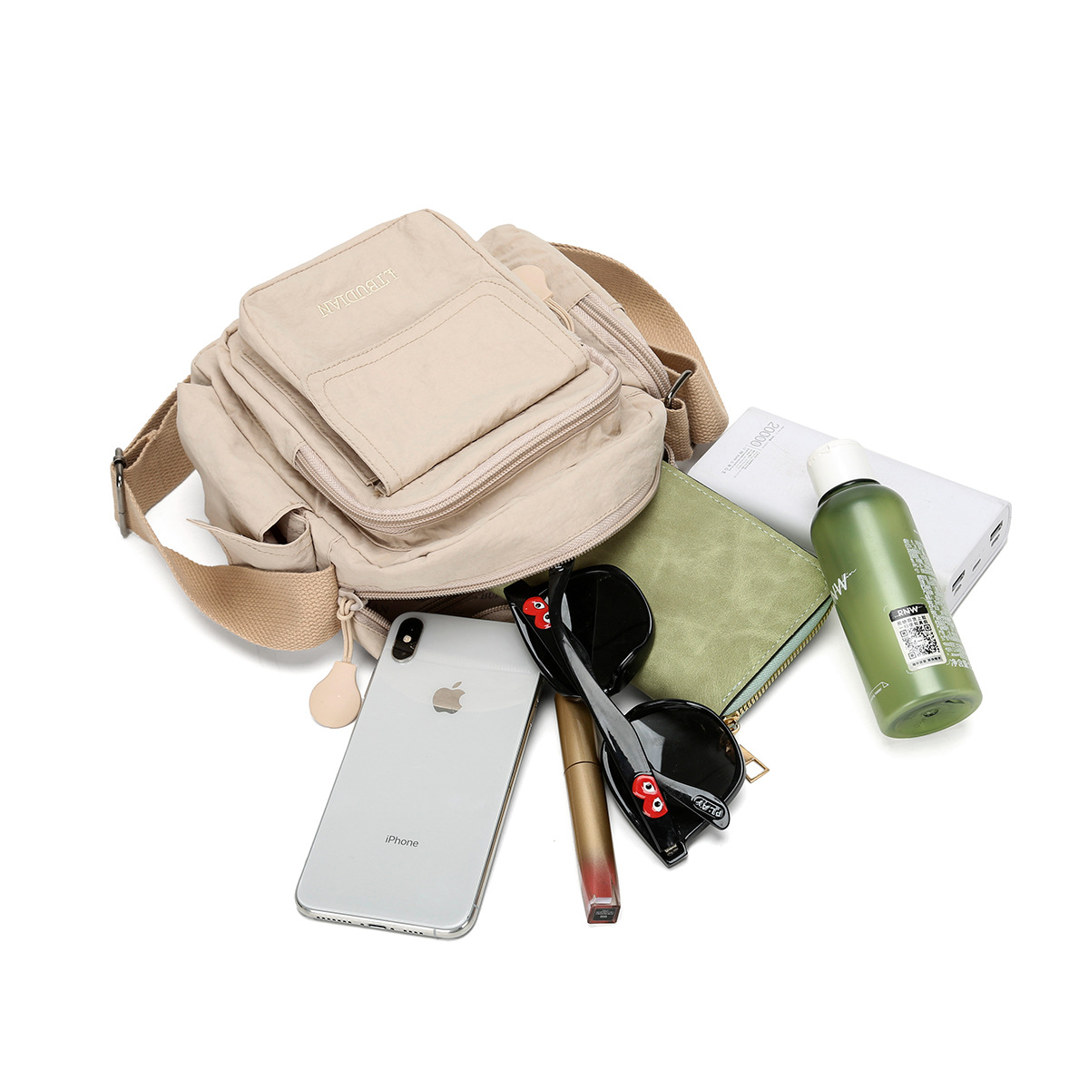 A new high-quality Korean-style ins crossbody bag for women in solid color, casual, simple, lightweight, fashionable and versatile for commuting Application Scenario