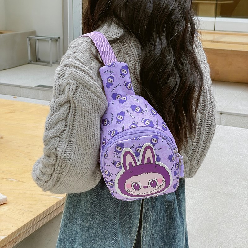 The new 2024 winter children's cartoon chest bag and waist bag with sweet printed crossbody bag, as well as a portable pocket bag for travel Application Scenario