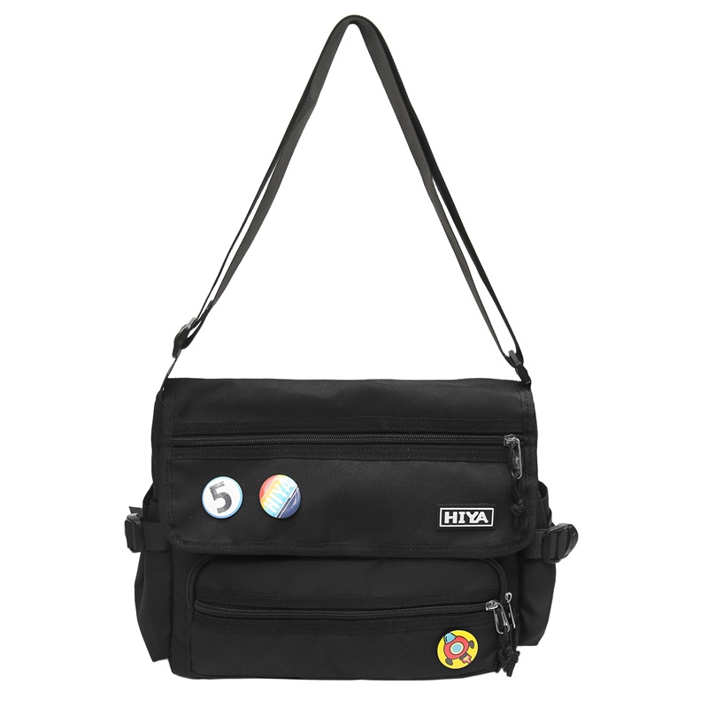 A new high-appeartion-level Japanese workwear trend, cool messenger bag for men and women, a lightweight after-school commuting bag with large capacity crossbody Item Picture