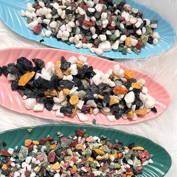 Factory wholesale of five-color stones, colored pebbles, adhesive stone flooring, terrazzo aggregates, garden landscaping, courtyard and home decoration Specification drawing