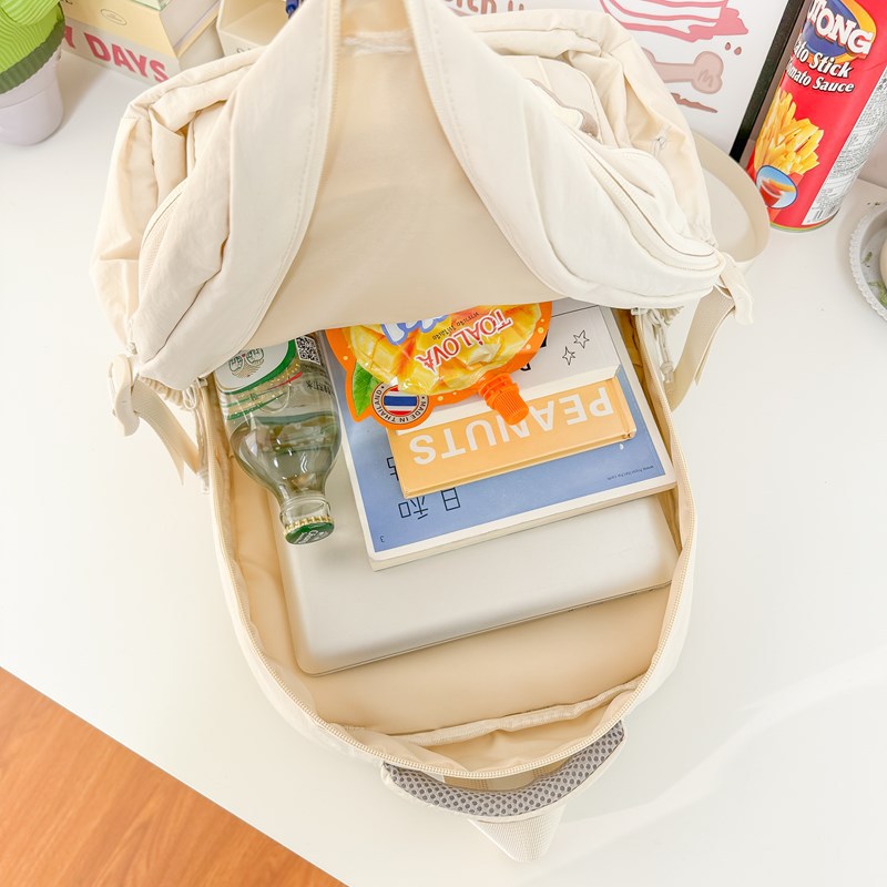The new forest-themed ins high-appearance-level fresh and sweet backpack is a simple, lightweight and large-capacity backpack for junior and senior high school students Application Scenario