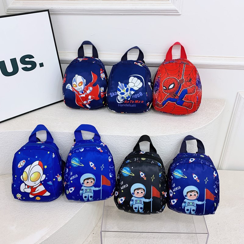 Wholesale cartoon children's backpacks with various printed patterns, cartoon schoolbags for boys and girls, and backpacks for kindergartens full figure