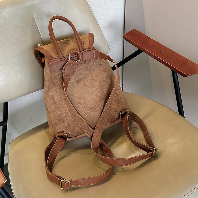 Retro bear backpack for girls, design sense, niche travel small backpack, high-end feel, mini commuting backpack for girls Specification drawing