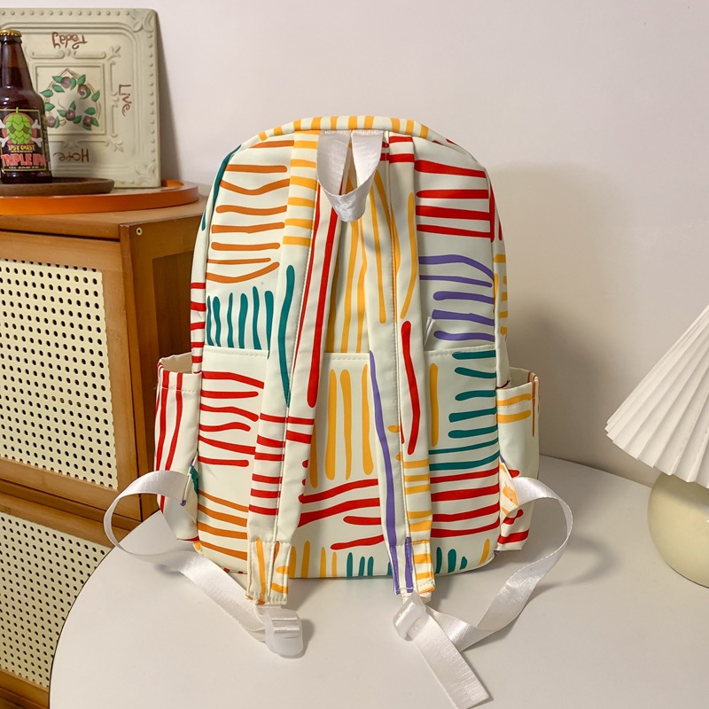 The 2024 spring new cute star-shaped backpack is in an ins style with a high level of appearance. It's a sweet backpack for junior and senior high school girls Specification drawing