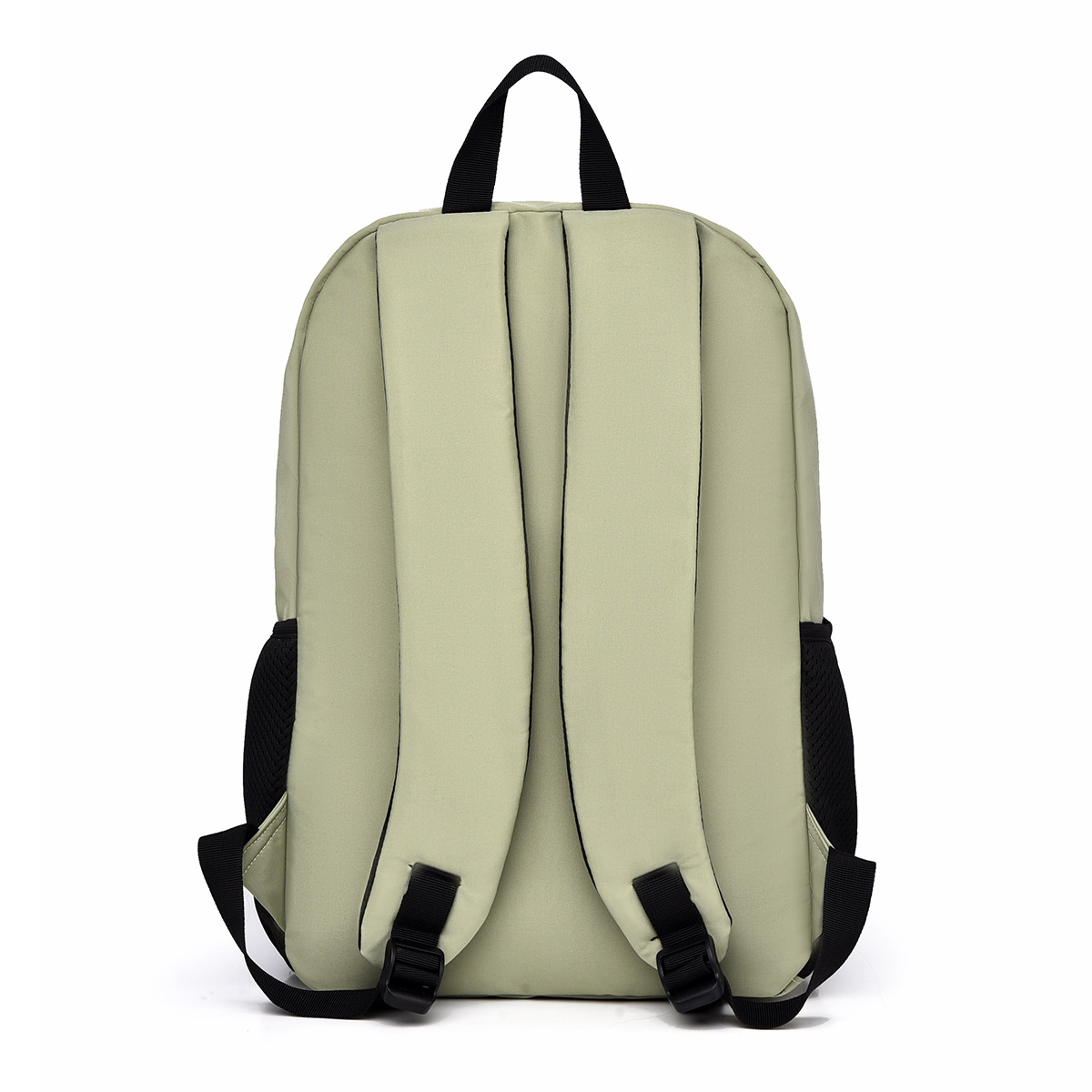 New simple and casual backpacks for girls, outdoor travel backpacks, large-capacity student schoolbags, and commuting backpacks Application Scenario