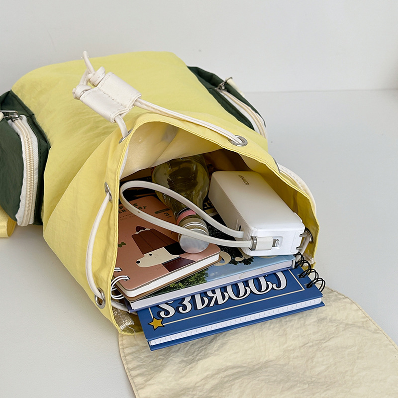 A new high-appearance-level, fresh and sweet backpack from Forest-themed ins. It features a color-blocking, lightweight, simple and large-capacity backpack for women Application Scenario