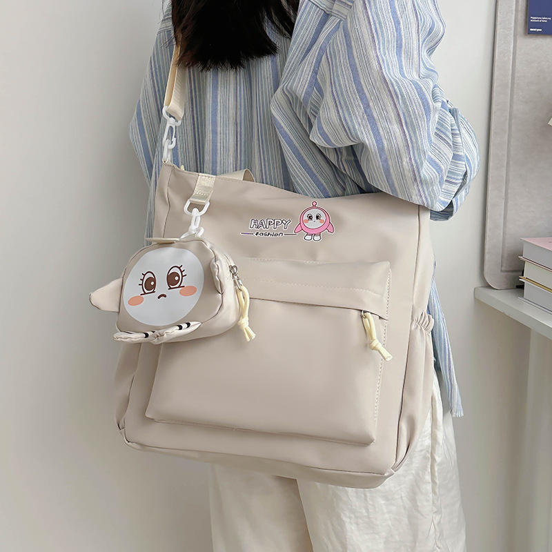 Large-capacity crossbody bag, Japanese Instagram-style versatile cartoon single-shoulder bag, tutorial bag, student commuting and class bag details Picture