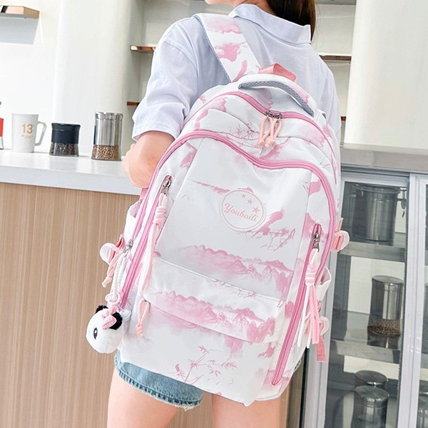 A new high-appeal Chinese-style, fresh and sweet after-school bag for junior and senior high school students, a color-matched lightweight travel backpack for spring outings full figure