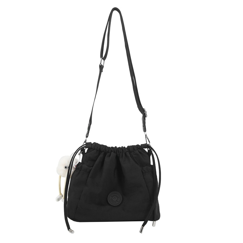Crossbody bag 2025 new style bucket bag Oxford canvas high-end commuter single-shoulder bag, simple and fashionable small bag for going out Item Picture
